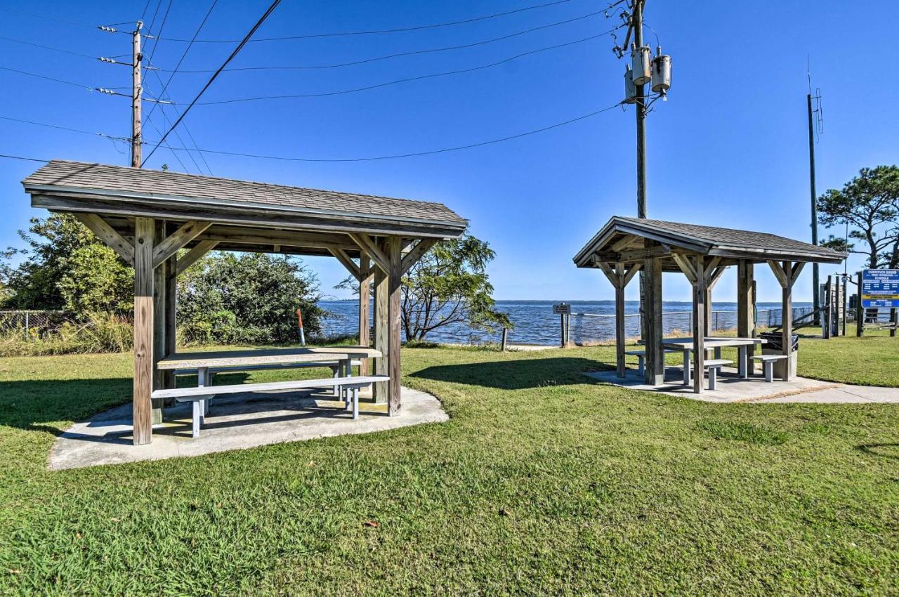 Cozy Currituck Home With Fire Pit Near Ferry! Exterior foto